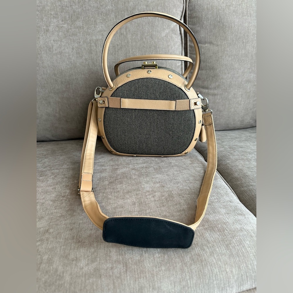 Elegant Tan and Gray Women's Bag